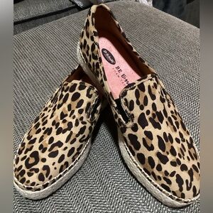 Dr. Scholl's Women’s Espadrilles FAR OUT Leopard Cheetah Animal Print size 7